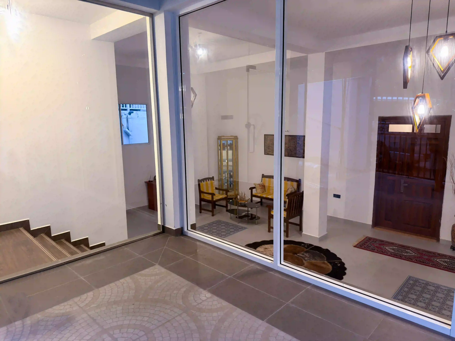 Apartments and Rooms Banner